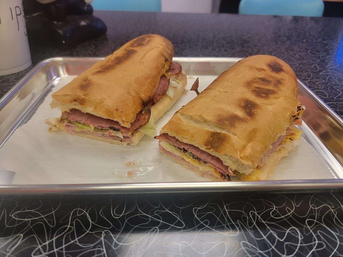 Curly's Pizza & Subs
